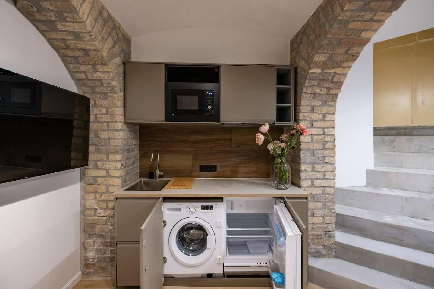 Spacious Apartments In Mitte- Feel The Citycenter Berlin 0*,  Tyskland