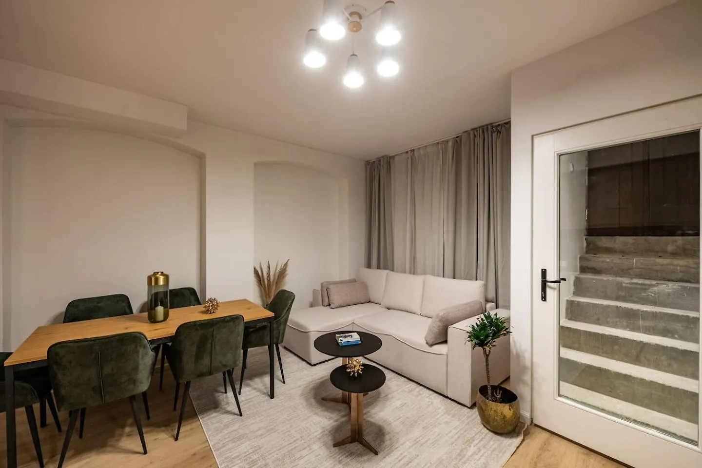 Spacious Apartments In Mitte- Feel The Citycenter Berlin