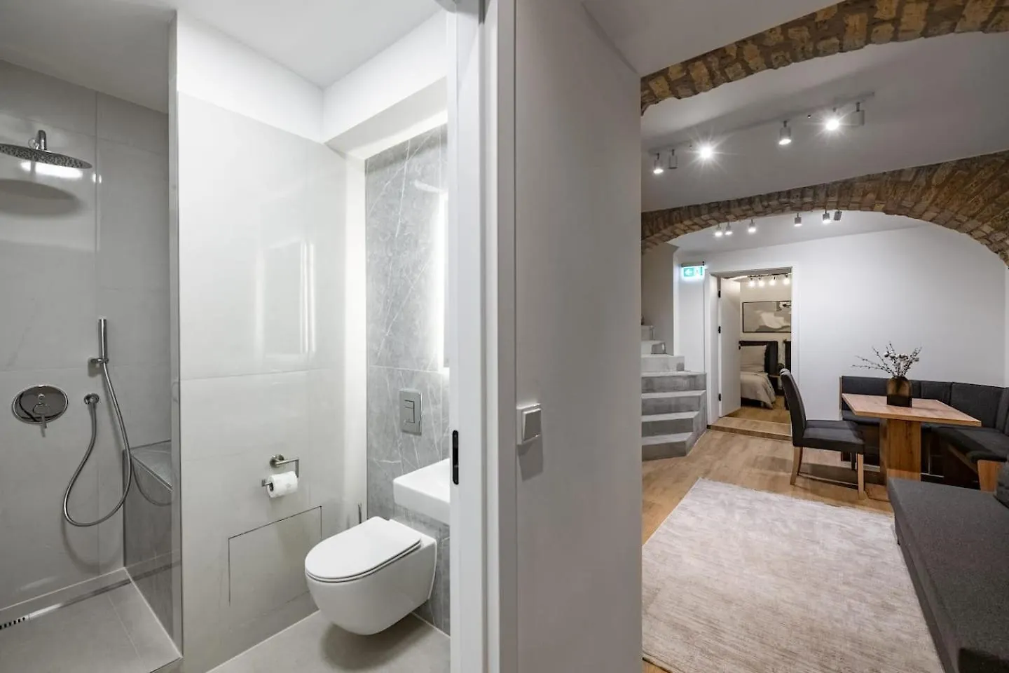 Spacious Apartments In Mitte- Feel The Citycenter Berlin